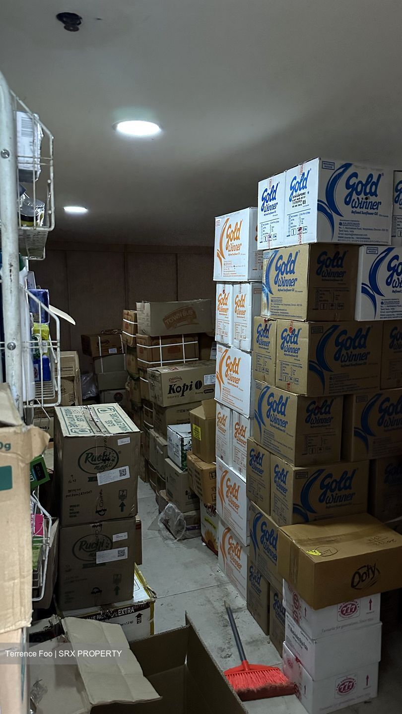 Empire Technocentre (D14), Warehouse #504531281